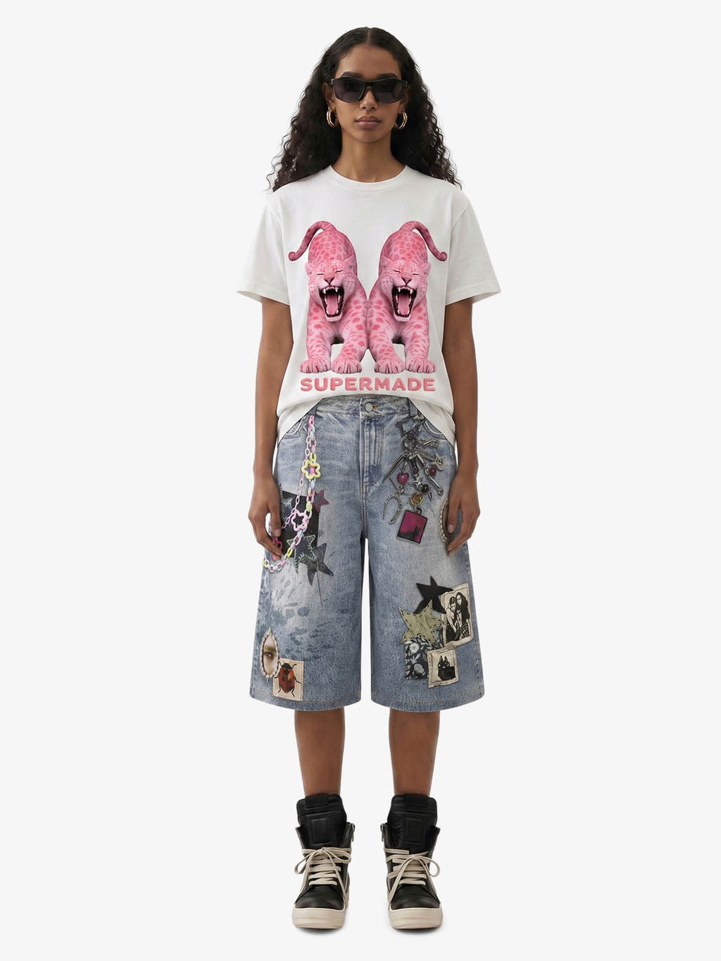 Charm Detail Graphic Denim Shorts