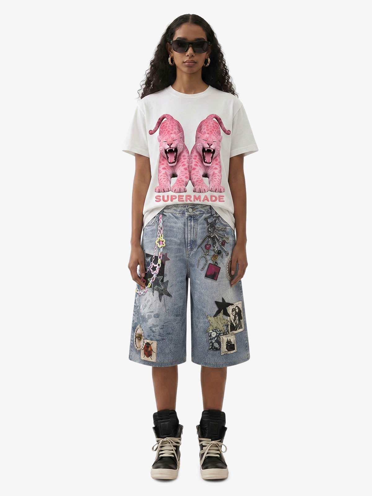 Charm Detail Graphic Denim Shorts