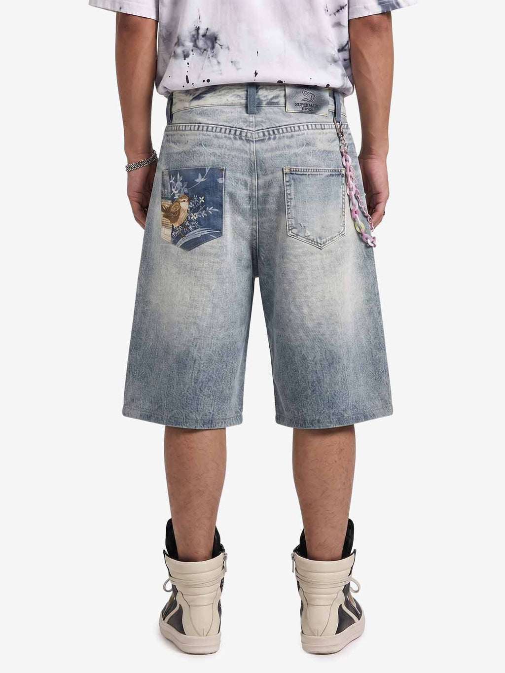 Charm Detail Graphic Denim Shorts