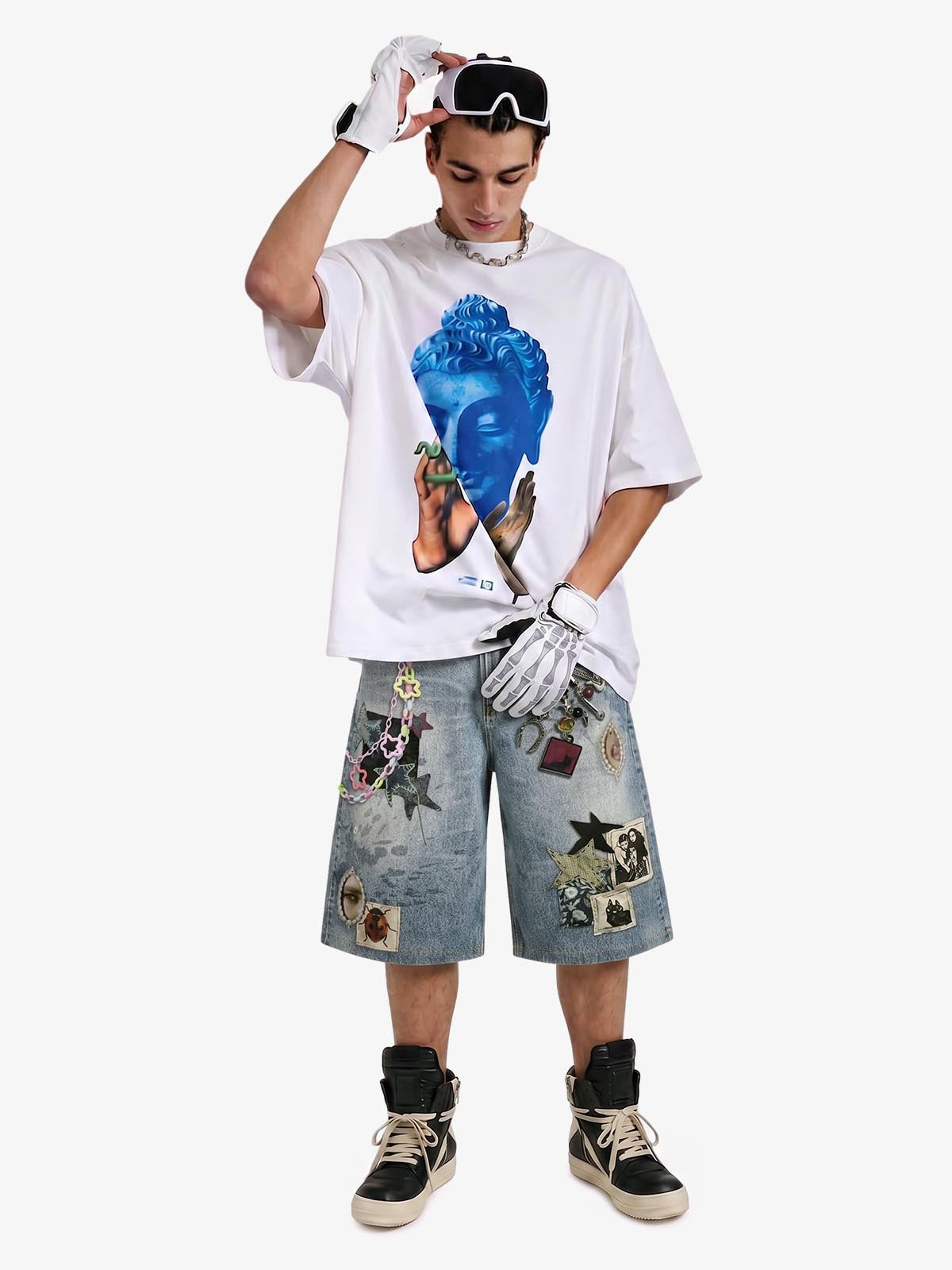 Charm Detail Graphic Denim Shorts