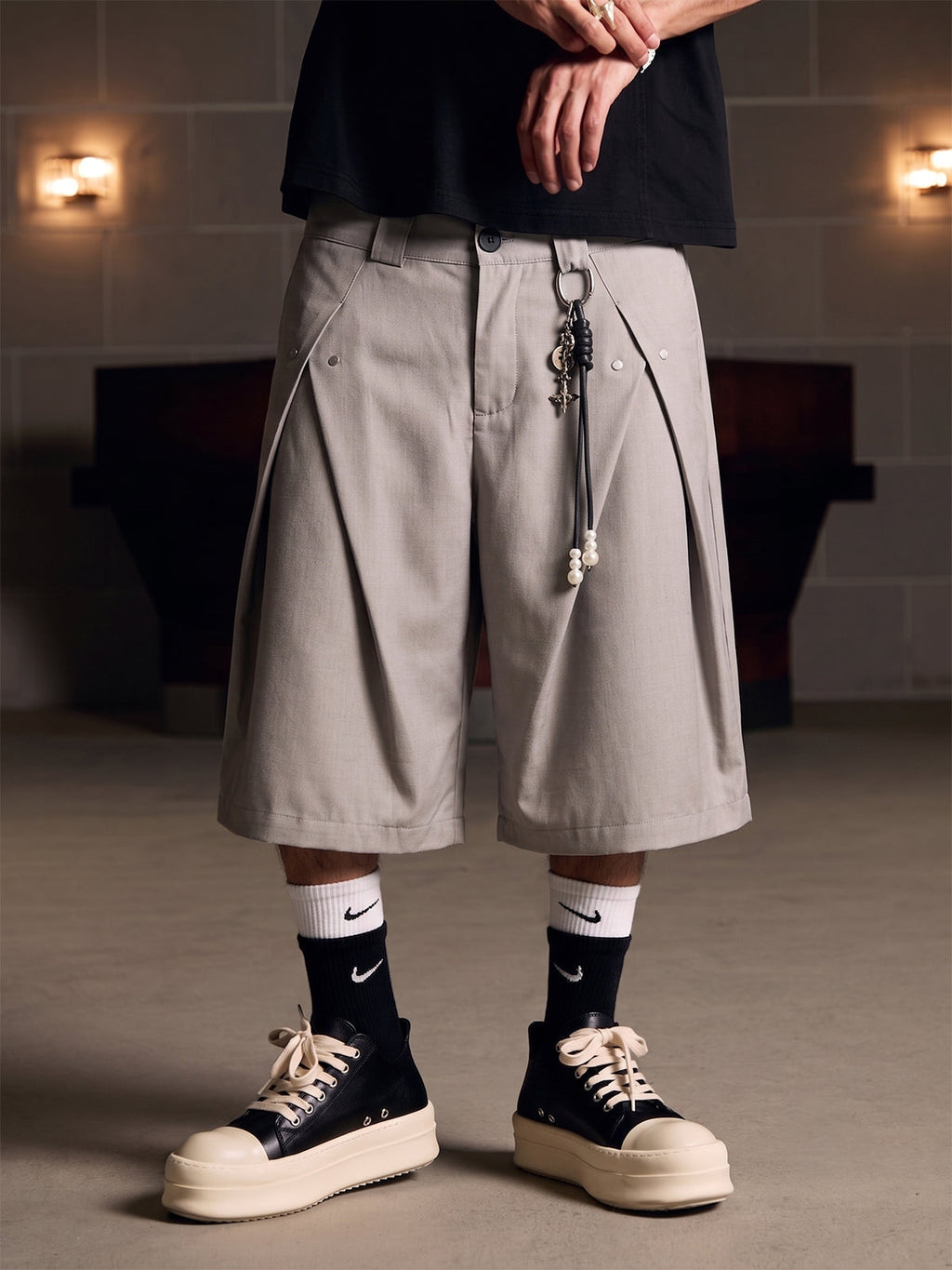 Vintage Deconstructed Pleated Shorts - 2580