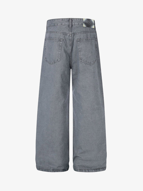 Cut-Out Rivet Jeans