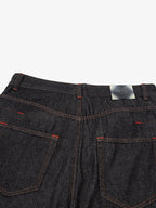 Airplane Buckle Curved Jeans