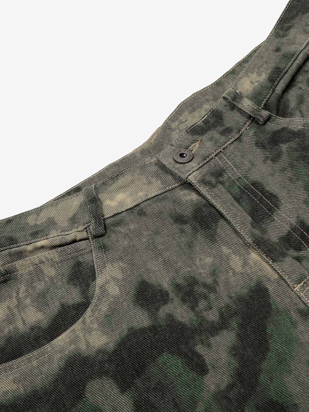 Camo-Print Baggy Cargo Jorts