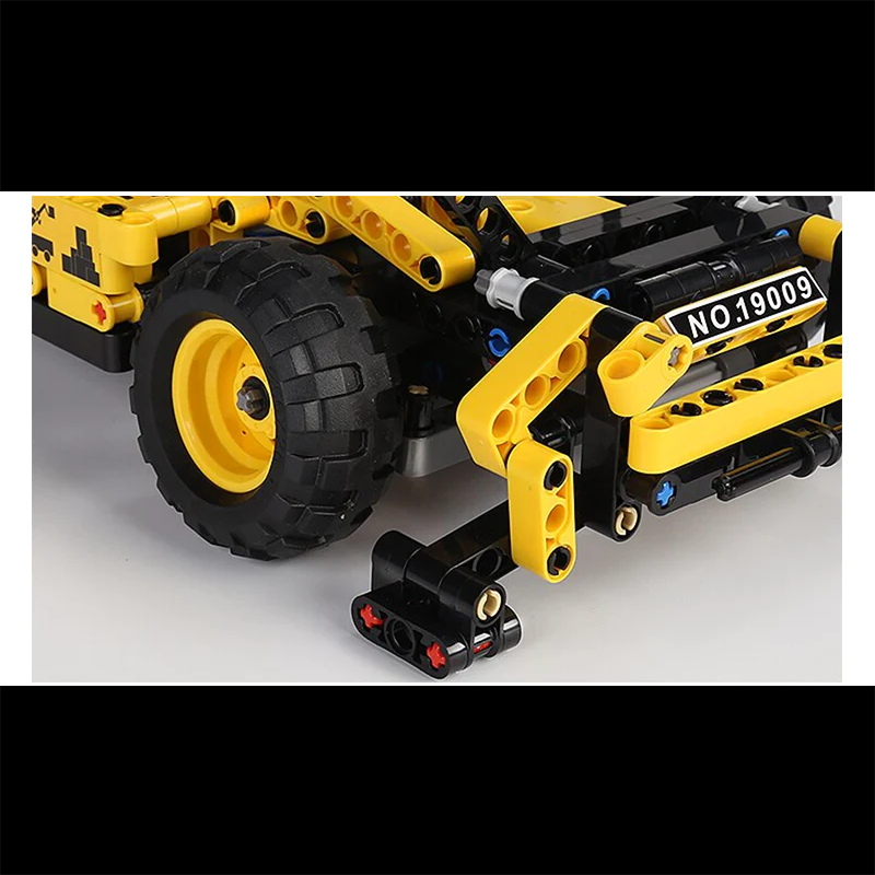 MOULD KING 19009 Pneumatic Forklift Building Toy Set | 803 PCS